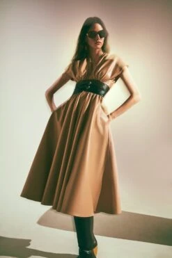 Viktora Dress -Lunora Shop 048 GA 240322 0066 5f903f2e 9721 4dc3 bba4 b2d6bf317895